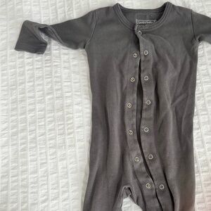 L’ovedbaby Pajamas (9-12 months)